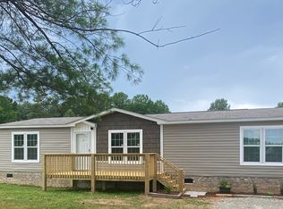 239 Golf Course Rd, Demorest, GA 30535