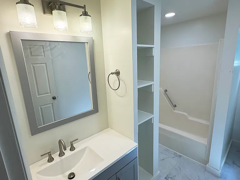 140 Chess St #2 — Photo 7