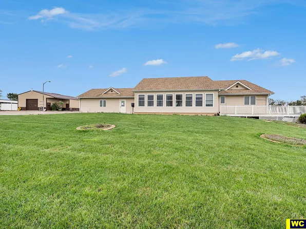 8582 County Road 9, Arlington, NE 68002