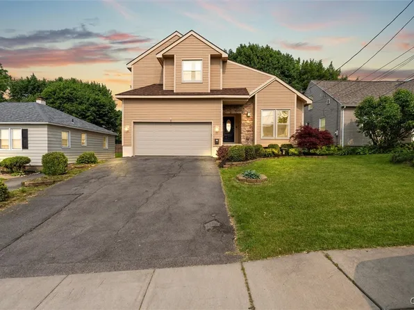 217 Case St, Syracuse, NY 13209