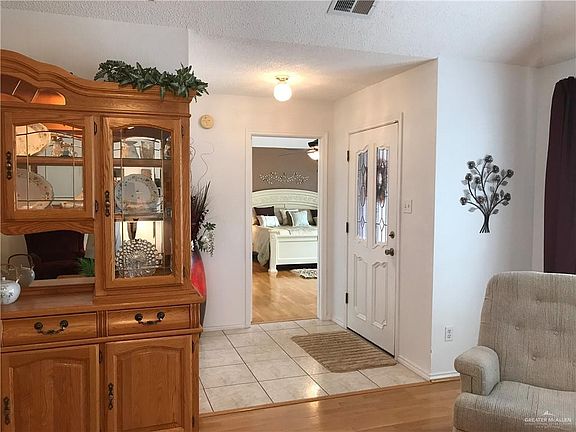 3rd image of 327 Karen Dr