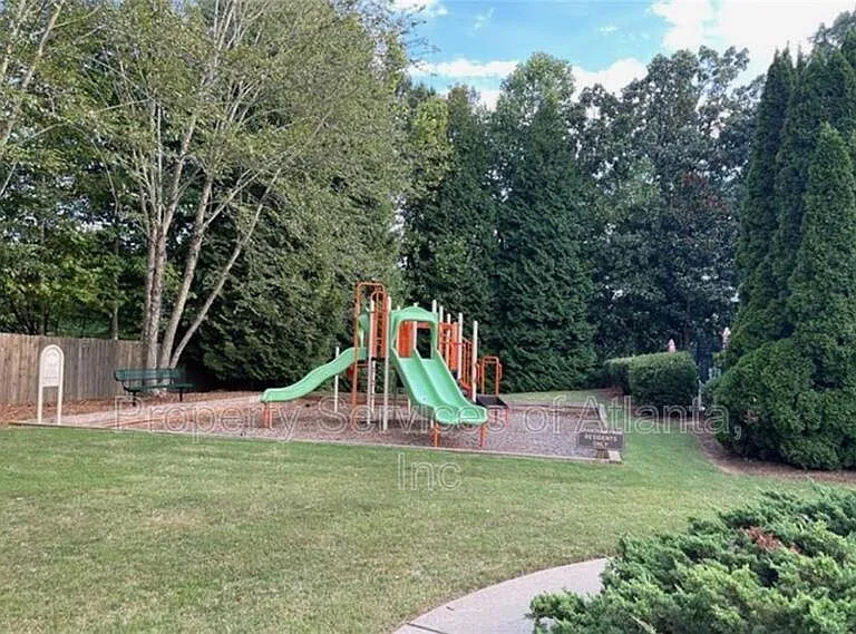 143 Linton Dr — Photo 22