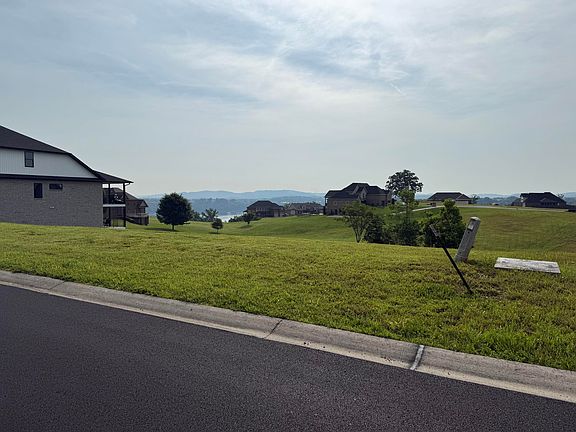 5th image of 121 Tatum Point Dr