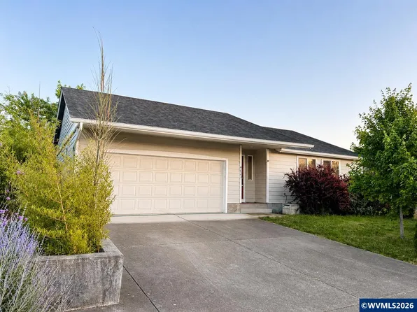 4623 Live Oak St, Sweet Home, OR 97386