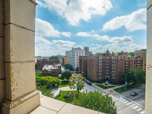 4th image of 4746 Roanoke Pkwy APT 705