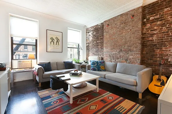 Rented by MNS | media 21