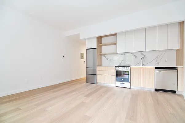 Rented by REAL New York | media 4