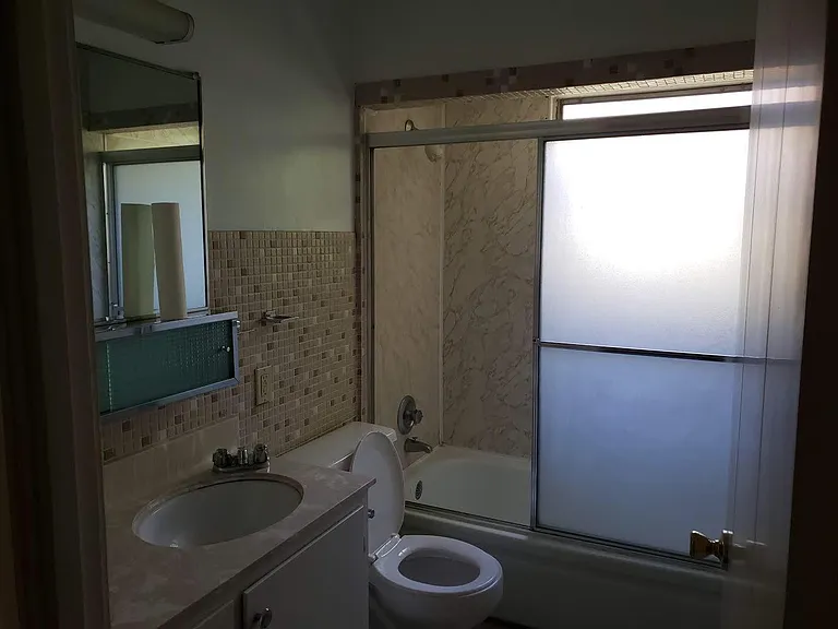 916 W Mendocino Ave — Photo 9