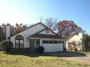2115 E Stearns St, Fayetteville, AR 72703