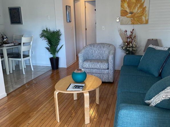 22 Leslie St APT 3