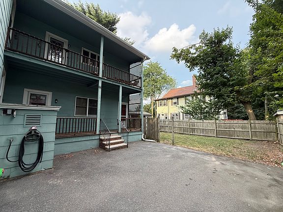 2nd image of 53 Oakland St