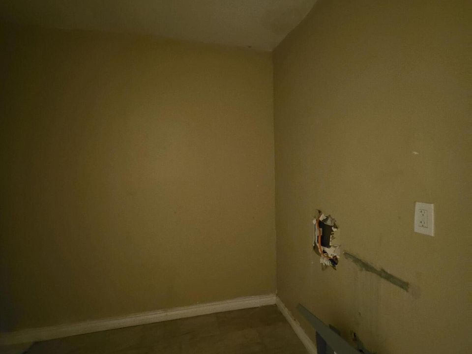 15140 Beaverland St, photo 6