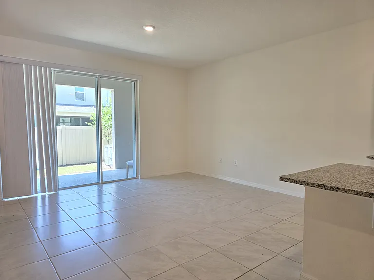 1242 Lido Dr — Photo 13