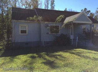 513 Gatlin Farm Rd, Raeford, NC 28376