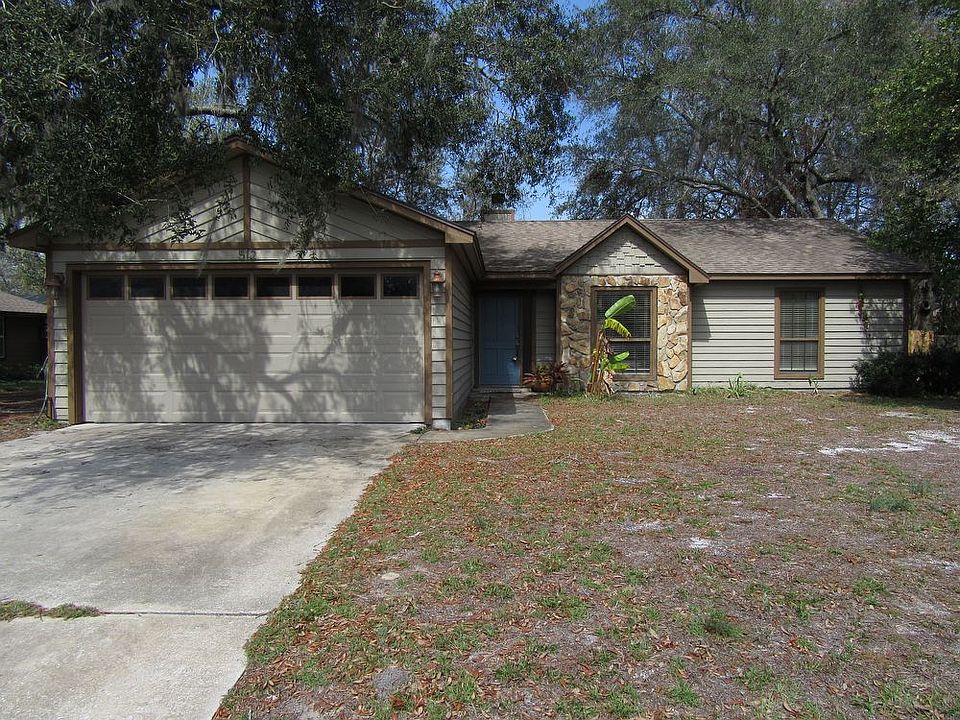 1st image of 512 Fox Hollow Ln