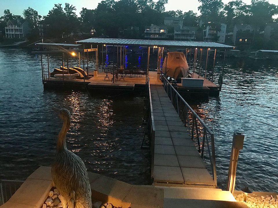 2nd image of 5 Placid Ln