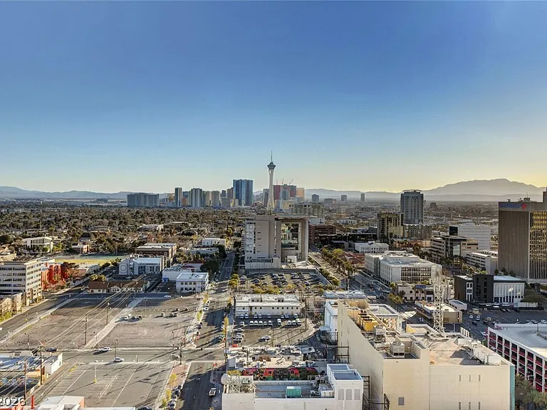 150 Las Vegas Blvd #1205 — Photo 55