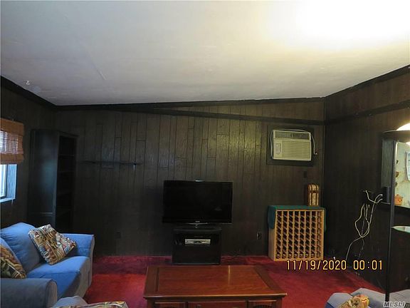 5th image of 390 W 24th St