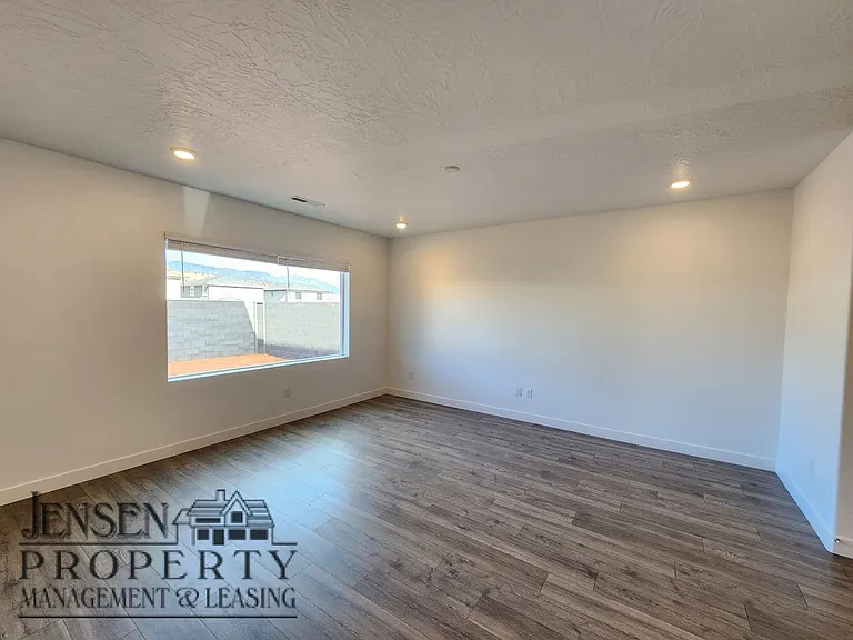 1530 S Wagon Box Way — Photo 9