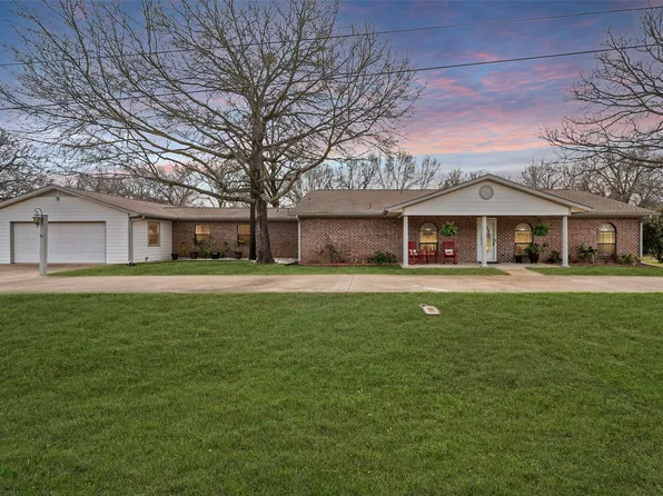 116 Walker Trce, Streetman, TX 75859