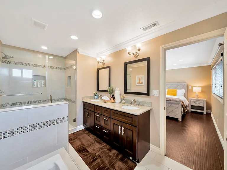 13341 Cromwell Dr — Photo 8