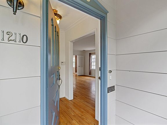 5th image of 12110 Cantura St