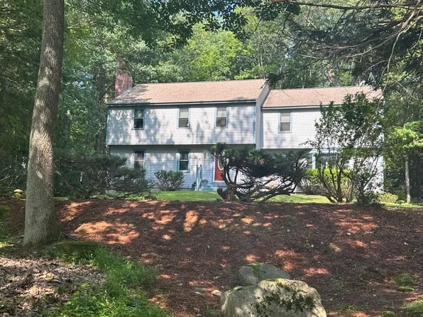 20 Winterberry Drive, Amherst, NH 03031
