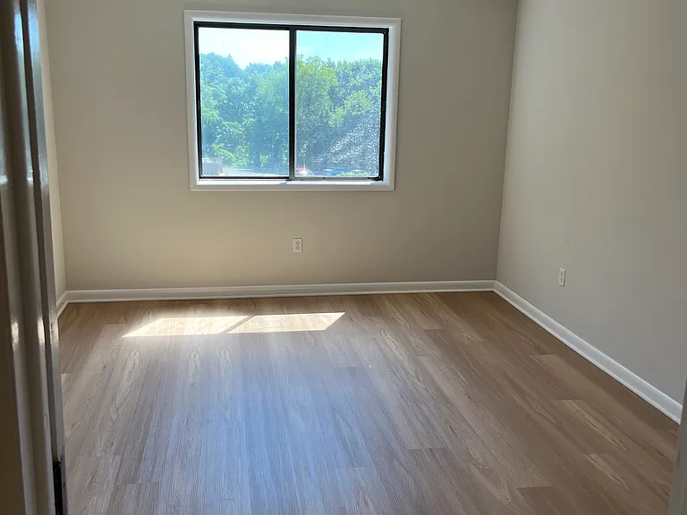 166 Old Brookfield Rd #26-6 — Photo 13
