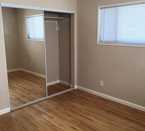 3rd image of 1212 N Formosa Ave APT 5