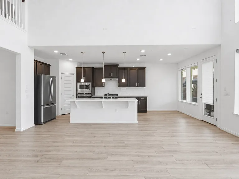 7220 Poulain Dr — Photo 15