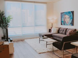 732 W Sheridan Rd #607, Chicago, IL 60613