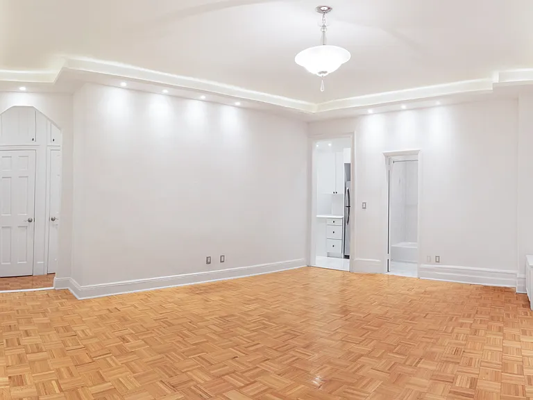 853 7th Ave #11F — Photo 15