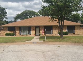 1117 Skylark Dr, Denton, TX 76205