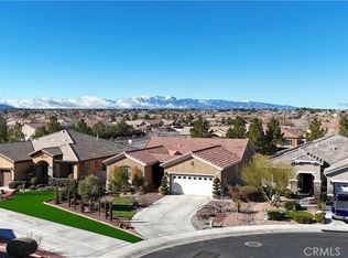 10402 Nobleton Rd, Apple Valley, CA 92308