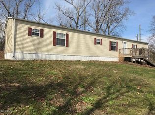 3026 Boskydell Rd, Carbondale, IL 62902