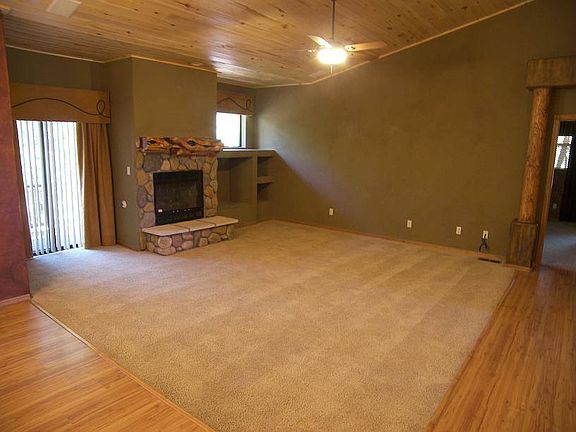 5th image of 2551 Lodgepole Ln