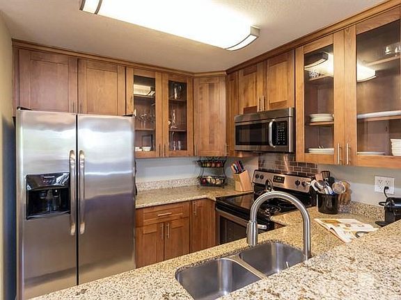 4th image of 1253 Coyote Creek Pl
