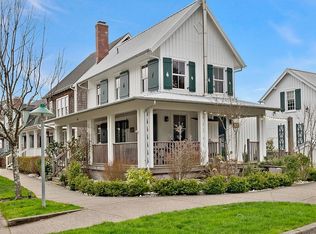46 Trillium Ln, Pacific Beach, WA 98571