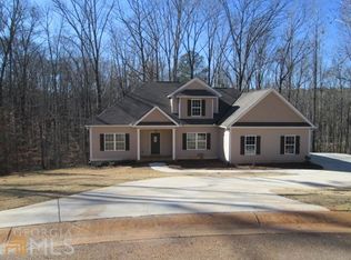 105 Bonny Oaks Ct, Lagrange, GA 30240