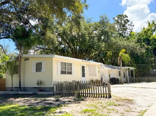 211 4TH PLACE SW, LARGO, FL 33770