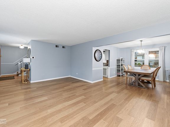 5th image of 1000 S Raven Rd