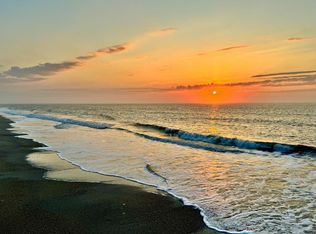 1300 Ocean Blvd #140, Isle Of Palms, SC 29451