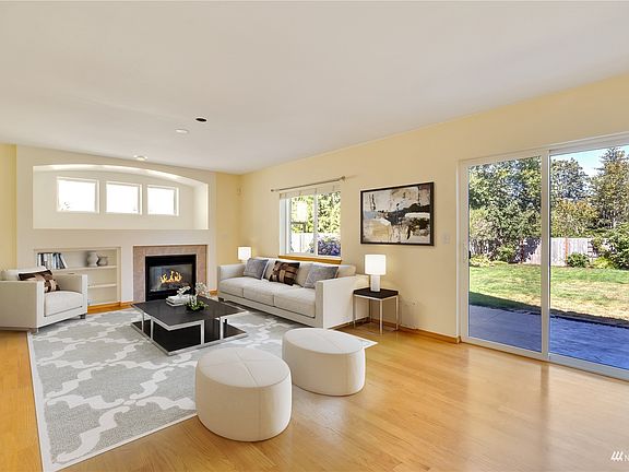 5th image of 10973 36th St NE
