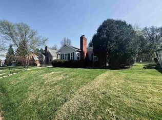 1331 W Logan St, Freeport, IL 61032