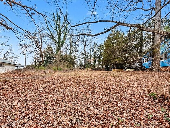 4th image of 603 Spruce St