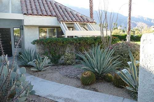 3rd image of 939 Saint George Cir #B