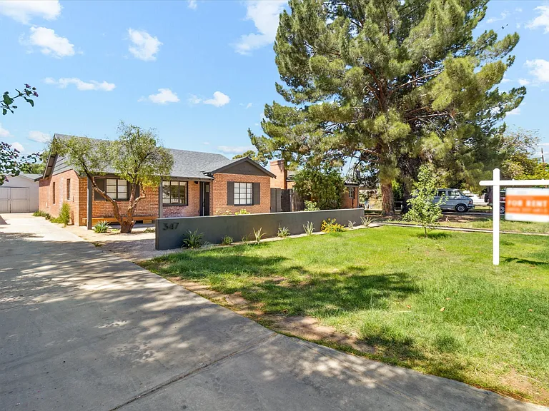 347 W Roma Ave — Photo 7