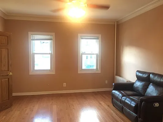 Rented by Capri Jet Realty Corp | media 32