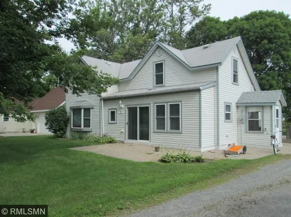 614 W 5th St, Litchfield, MN 55355