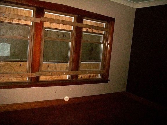 2nd image of 6628 S Washtenaw Ave